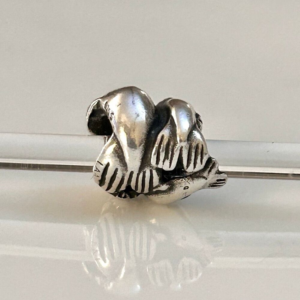 TROLLBEADS Seal Family Silver Bead LAA 925S Mom Seal w her Pups NEW (See Detail) - Picture 5 of 9